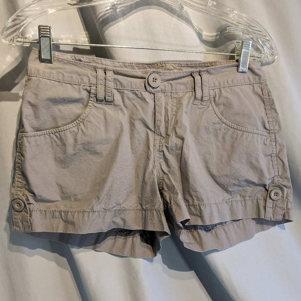 So Grey Shorts, Size 3! EUC!